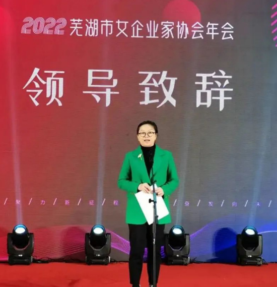 101256-685797.jpg 091219-192911.jpg