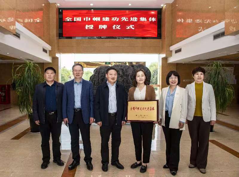 164011-127498.jpg 164011-127498.jpg