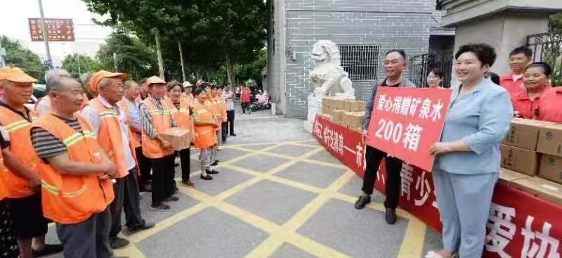 100905-807663.jpg 100905-807663.jpg