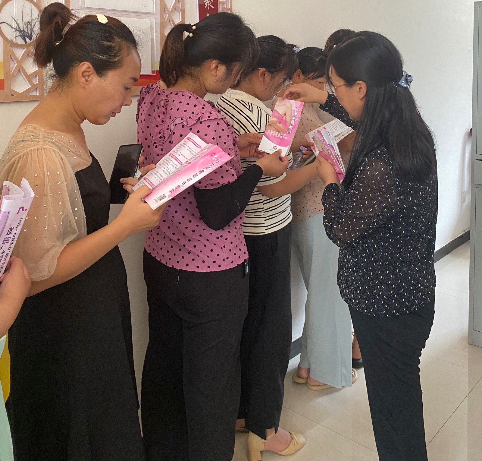 152506-962663.jpg 152506-962663.jpg