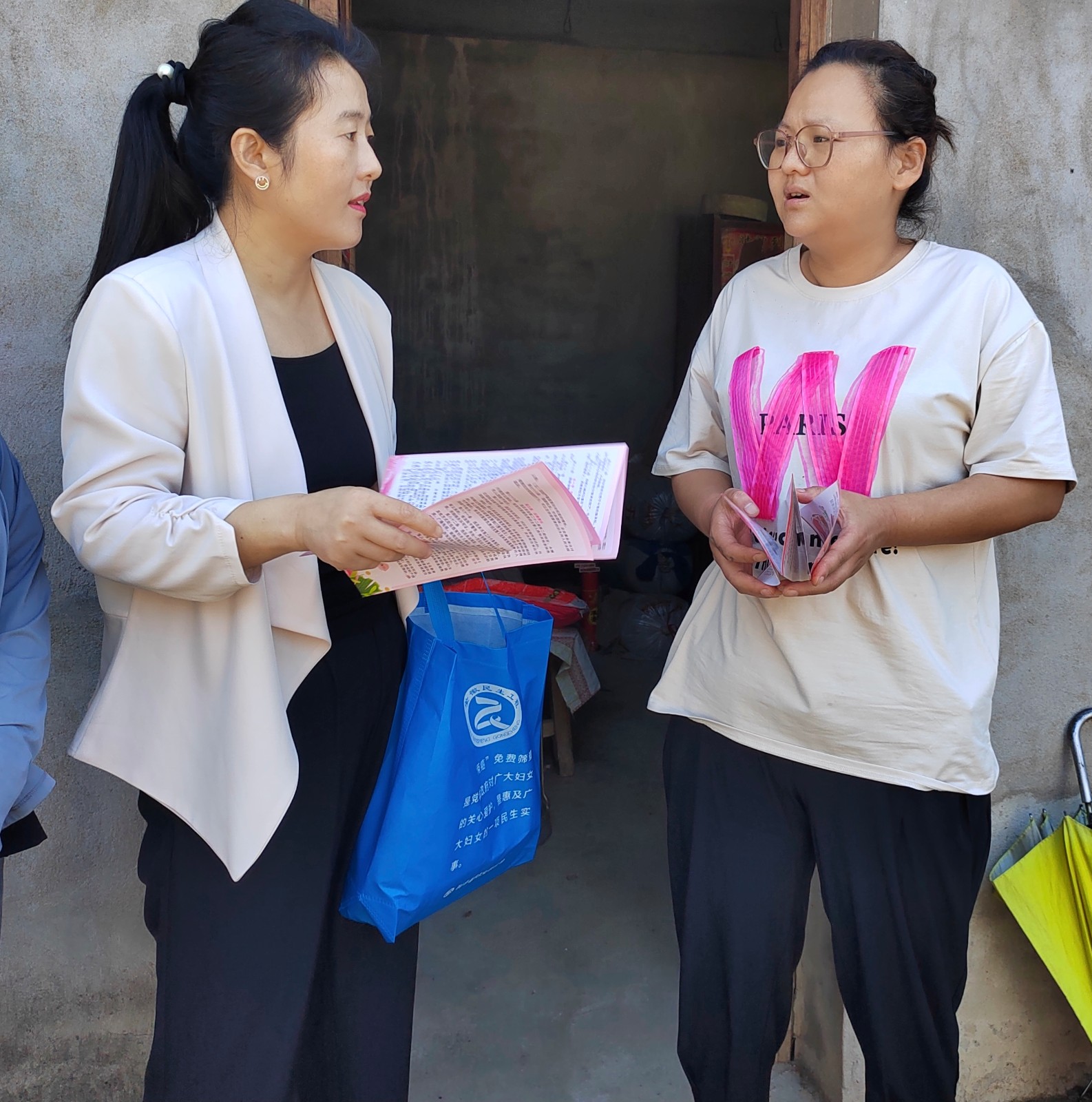 152507-906851.jpg 152507-906851.jpg