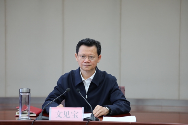 190052-747806.jpg 1_愛奇藝.jpg