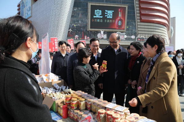 204549-131883.jpg 8X7A1623_愛奇藝.jpg