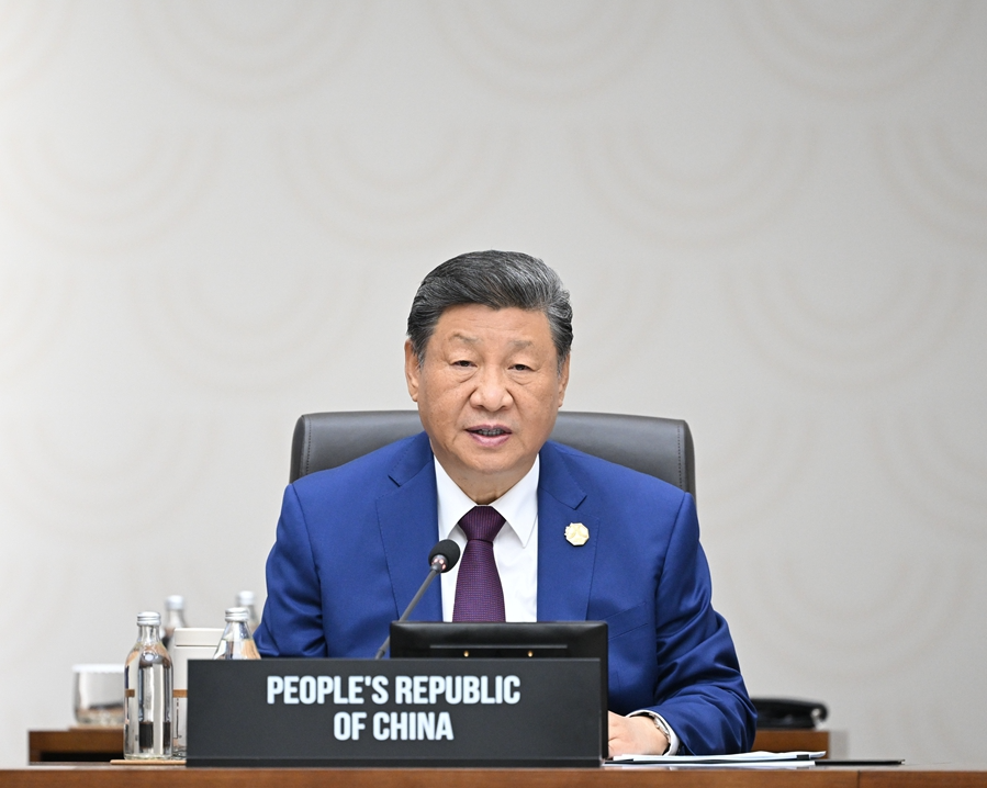 習(xí)近平繼續(xù)出席亞太經(jīng)合組織第三十二次領(lǐng)導(dǎo)人非正式會(huì)議…